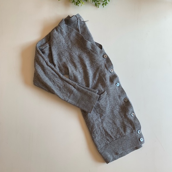 Women’s H&M Cardigan - Picture 3 of 3